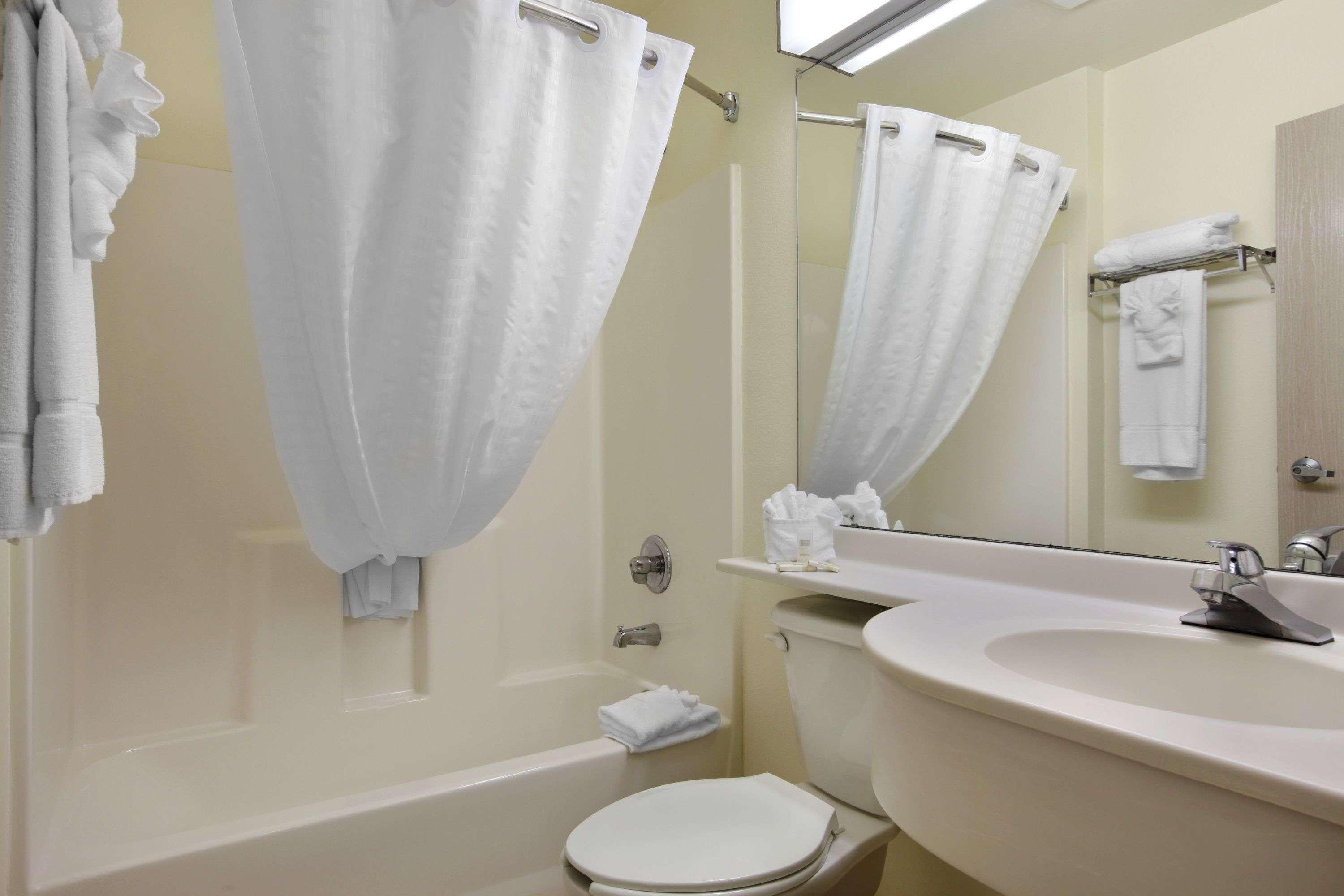 Microtel Inn & Suites By Wyndham Palm Coast I-95 Экстерьер фото